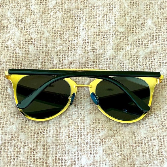 Non Brand Gold Aviator Frames - Picture 2 of 3